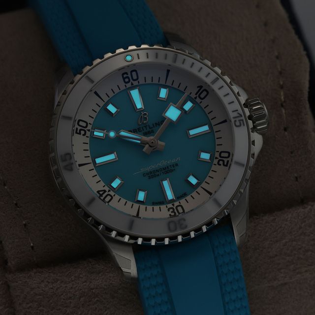 Breitling SuperOcean Automatic 36 A17377 Image 6